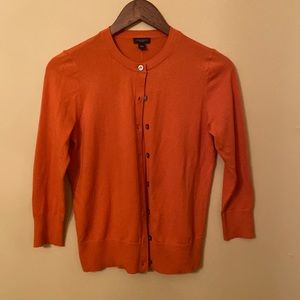 Beautiful Sweater in Fabulous Shade of Orange by Ann Taylor. BNWT. Size S